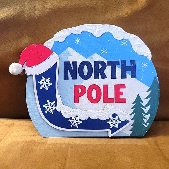 Holiday decorations - Picture 1 of 5